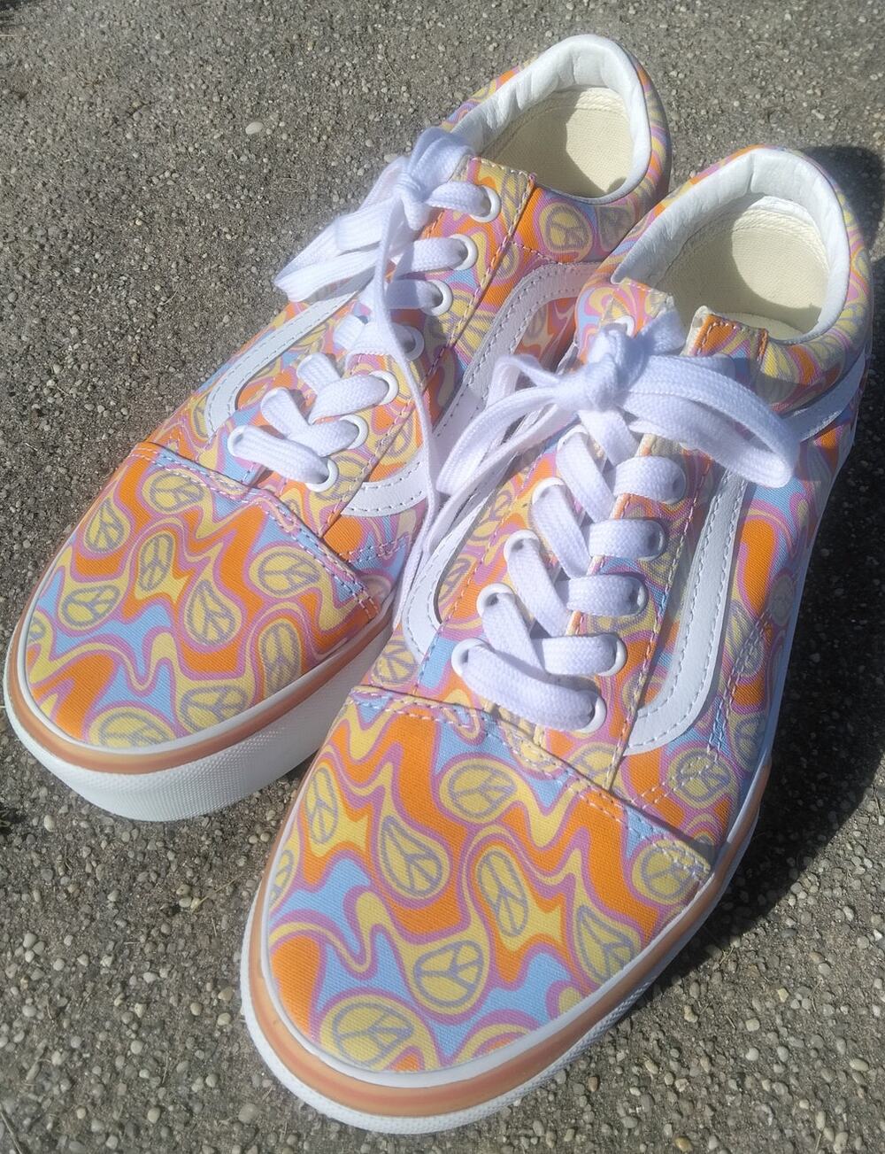 NWOT Vans Old Skool UV Ink Peace Platform Sneakers Womens Sz 9.5 Groovy Boho Fun